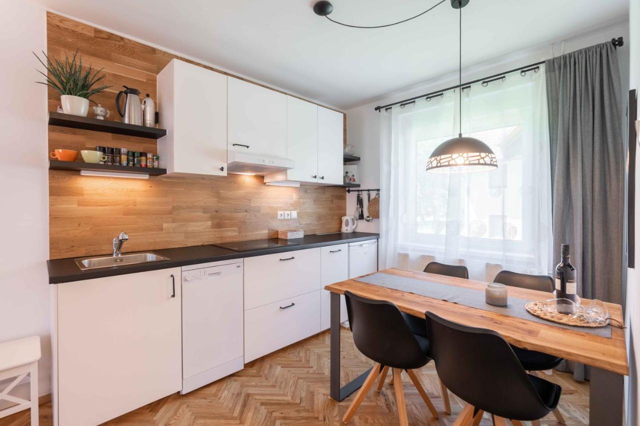 Apartma Pecek Краньска Гора Экстерьер фото