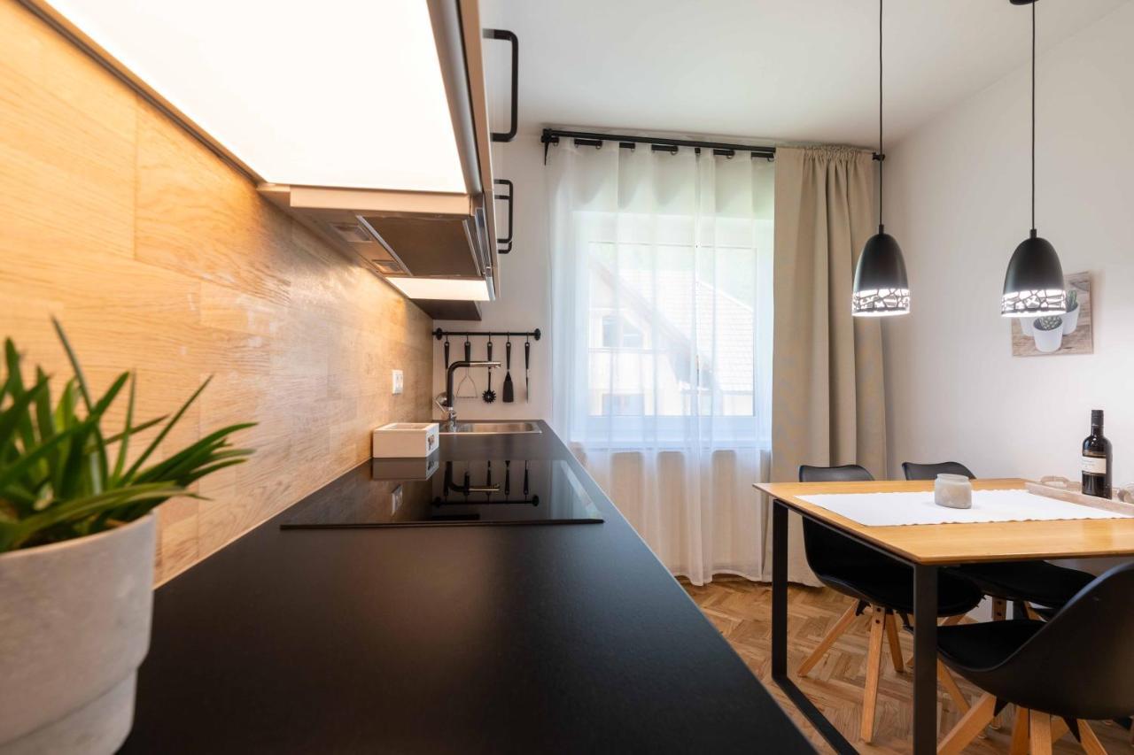 Apartma Pecek Краньска Гора Экстерьер фото